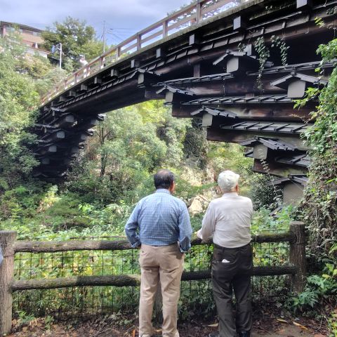 年輪の会が山梨へバス旅行 アイキャッチ画像