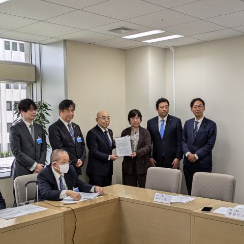 ナフサショックが深刻化、東京都連が都議会６会派に緊急要請 アイキャッチ画像