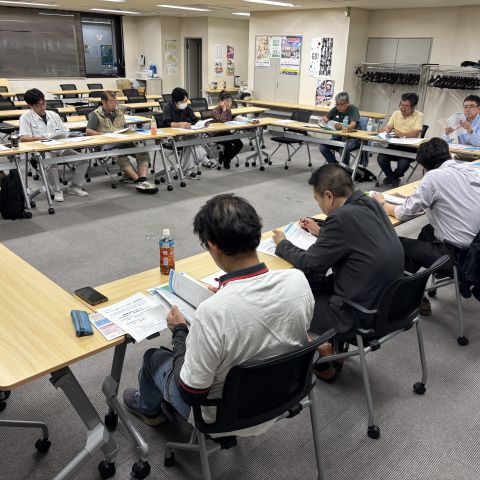 経営技術研修会で、適正労務費と標準見積書の作成を学ぶ アイキャッチ画像
